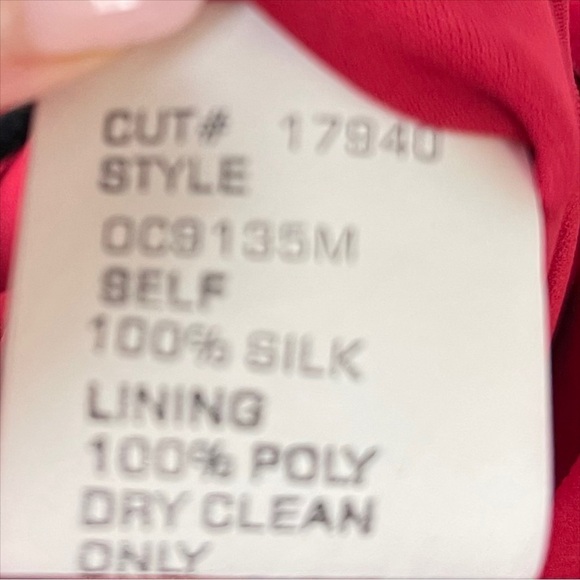 Tadashi shoji 100% silk sleeveless red elegant v neck dress size 12 - Picture 5 of 8